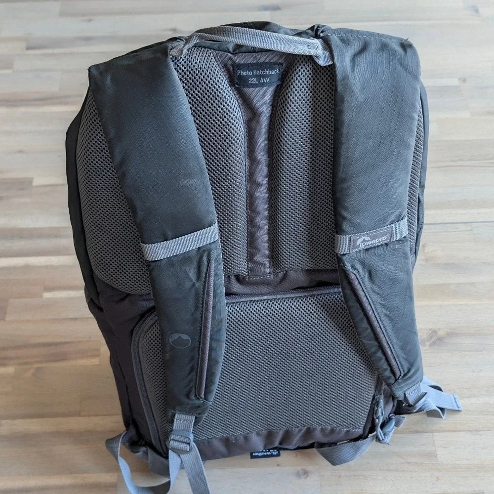 Lowepro Photo Hatchback 22L AW Camera Backpack Grey Slate Outdoor Daypack